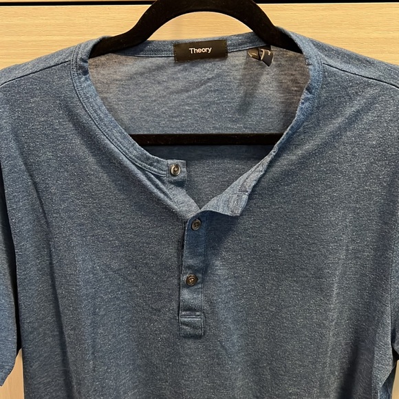 Theory t-shirt - Picture 3 of 4